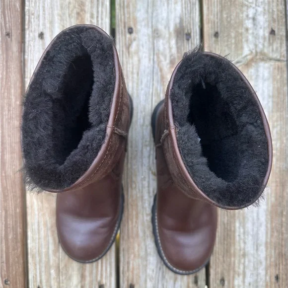 Ugg Brooks Brown Leather Shearling Lined Mid Rise Boots Women's Size 7 - Picture 4 of 8